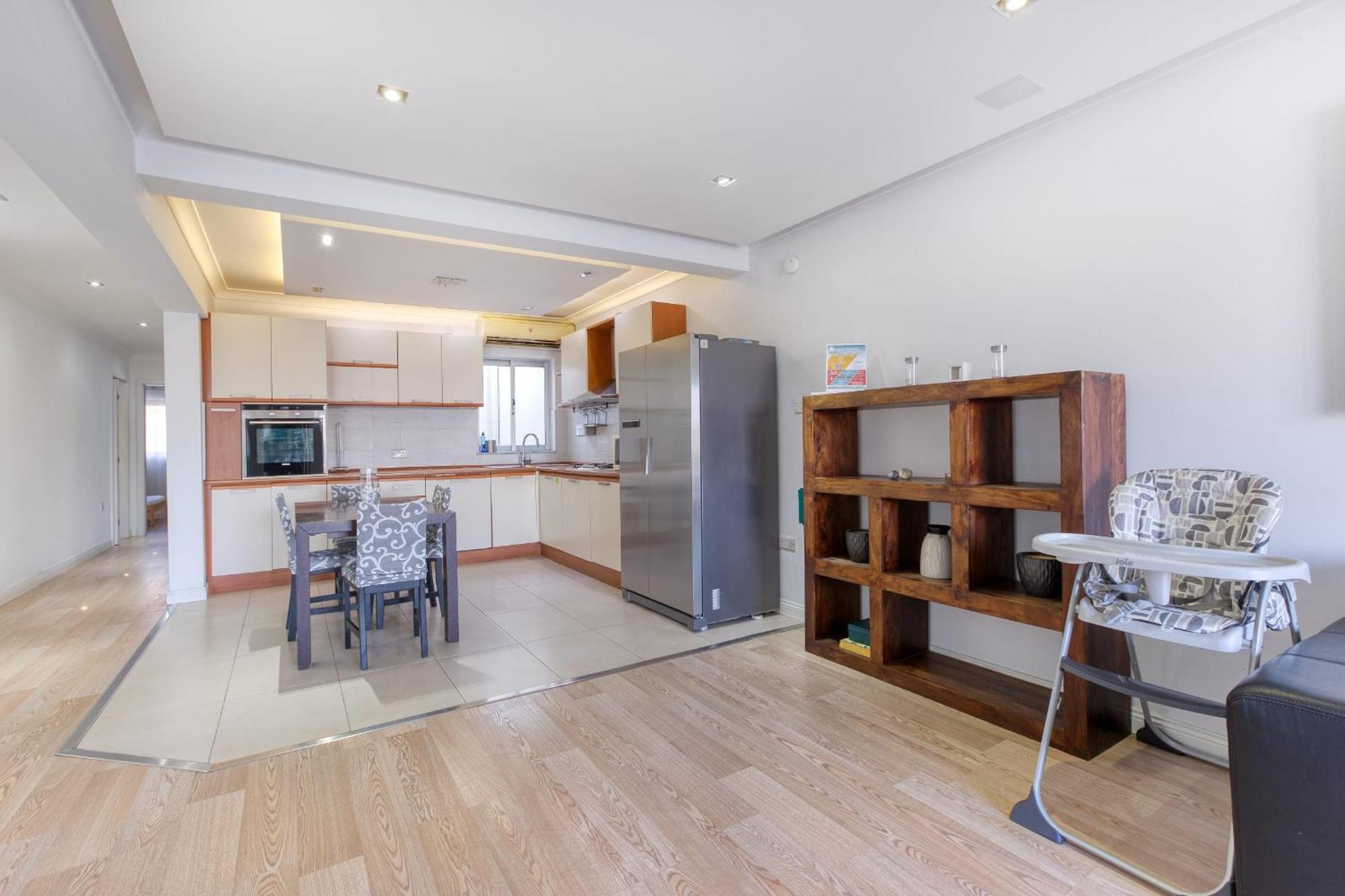 Seafront Apartment-Hosted By Sweetstay Pietà Exterior foto