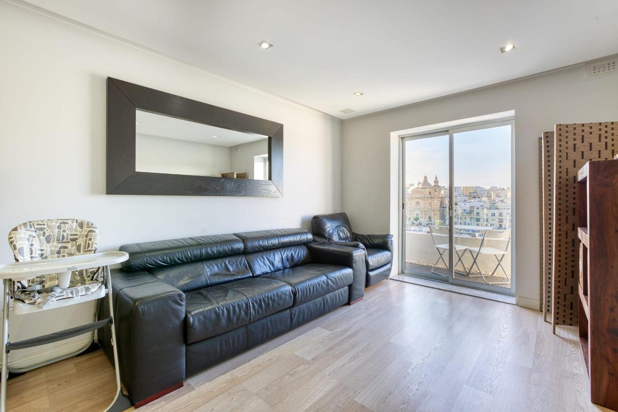 Seafront Apartment-Hosted By Sweetstay Pietà Exterior foto